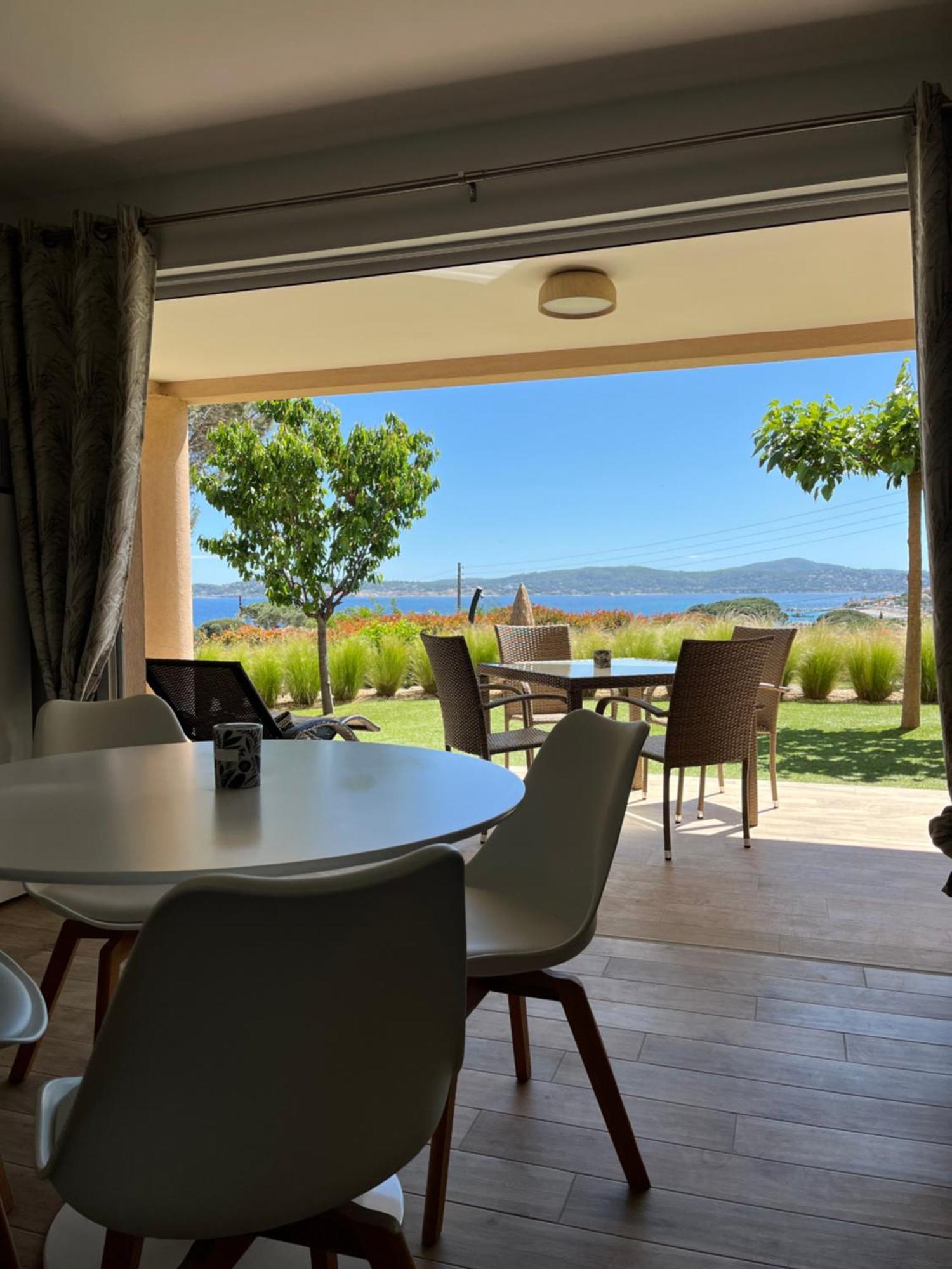 Apartamento La Bastide Du Soleil Sainte-Maxime Habitación foto